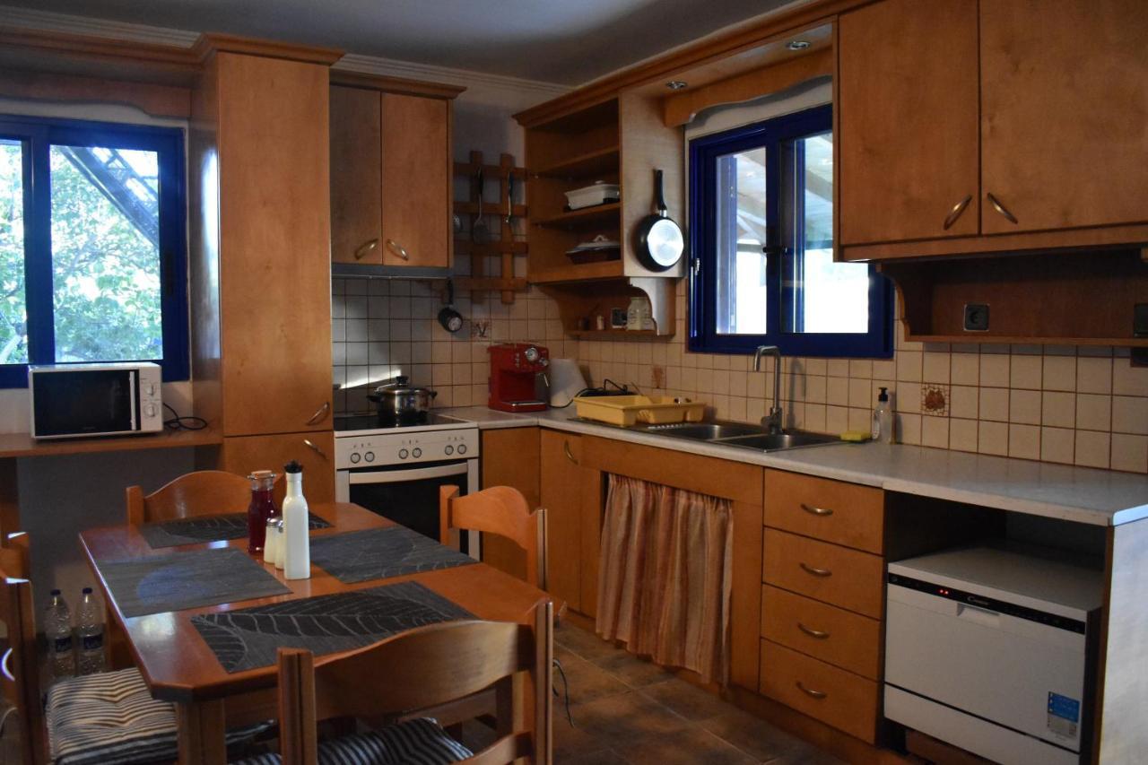 Pigadia Villa Vromonerion Luaran gambar