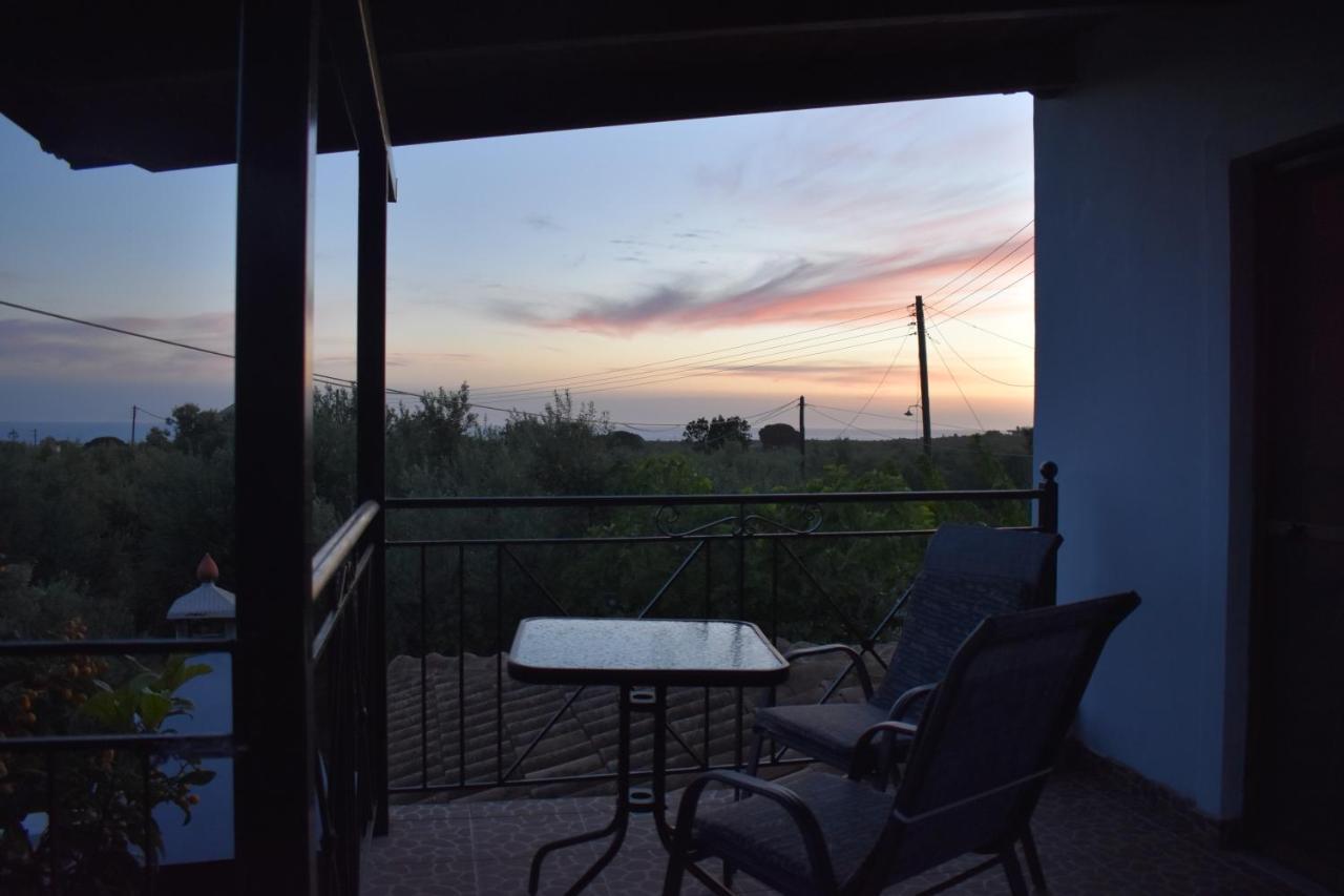 Pigadia Villa Vromonerion Luaran gambar